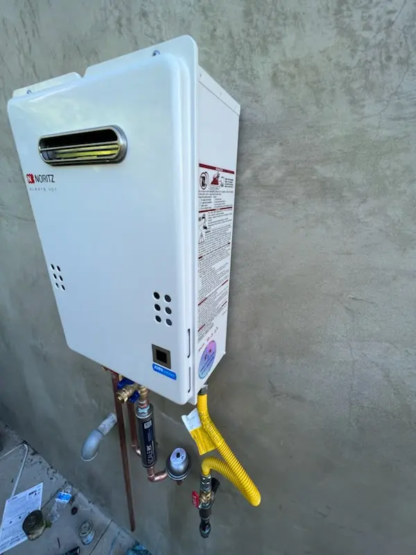 Tankless water heater installation for Farmington homes